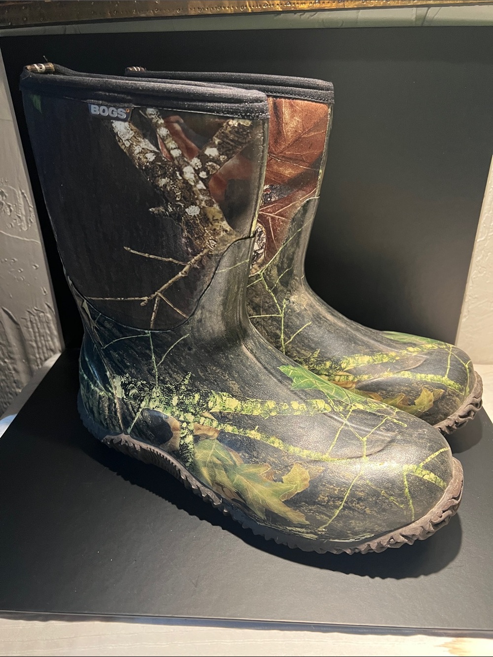 BOGS Mossy Oak Camo Waterproof Rain Boots - Green/Brown Unisex Muck Boots Size12